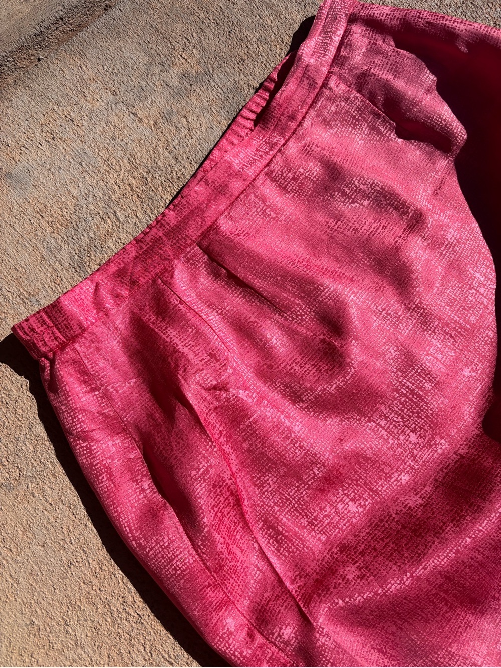 Women's Fuchsia Pencil Skirt 100% Silk Size10 - Picture 4 of 5